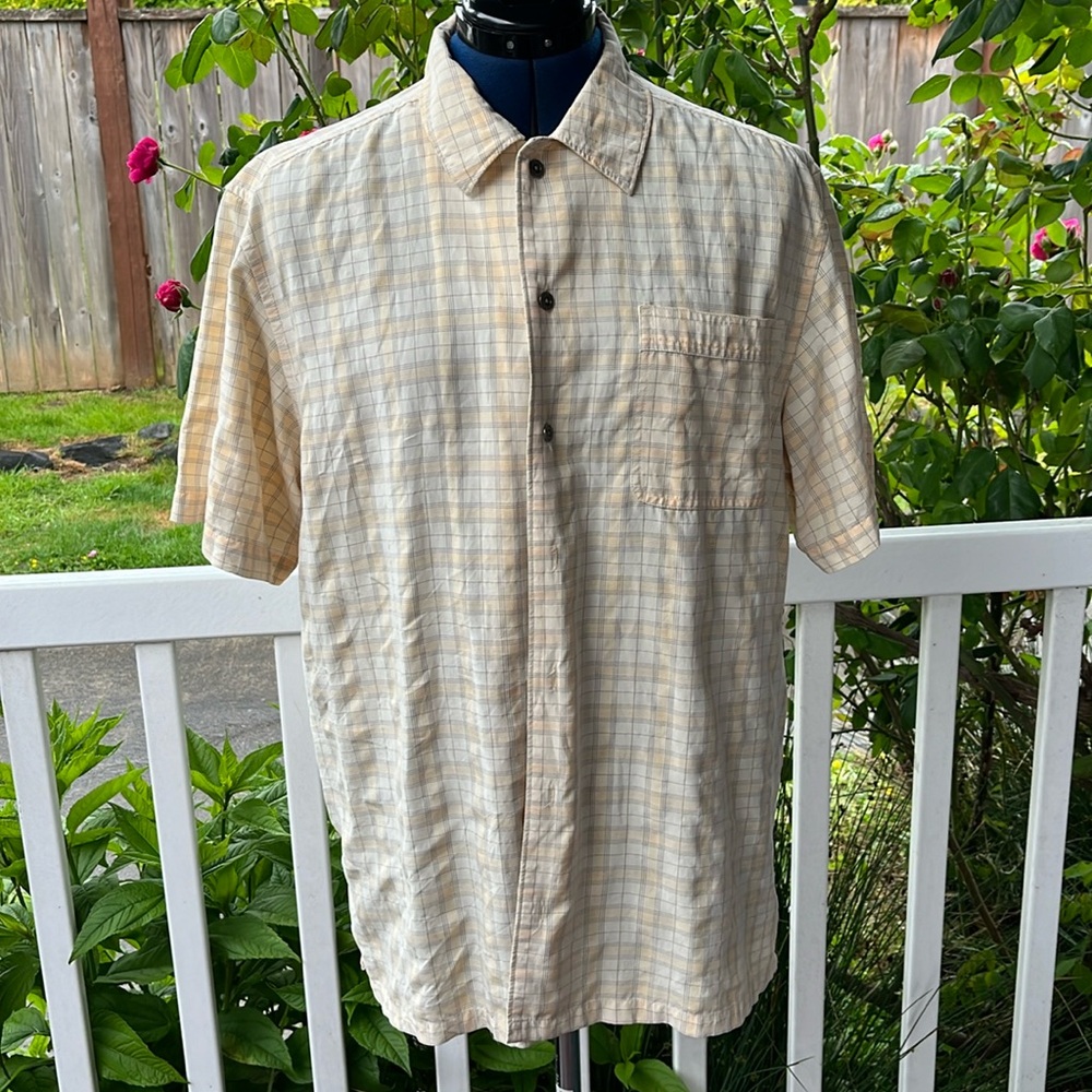 Columbia Men’s Short Sleeved Shirt